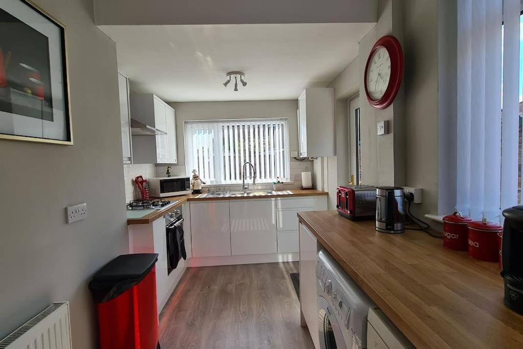 Stunning Holiday Home. Free Parking. Manchester Exterior foto